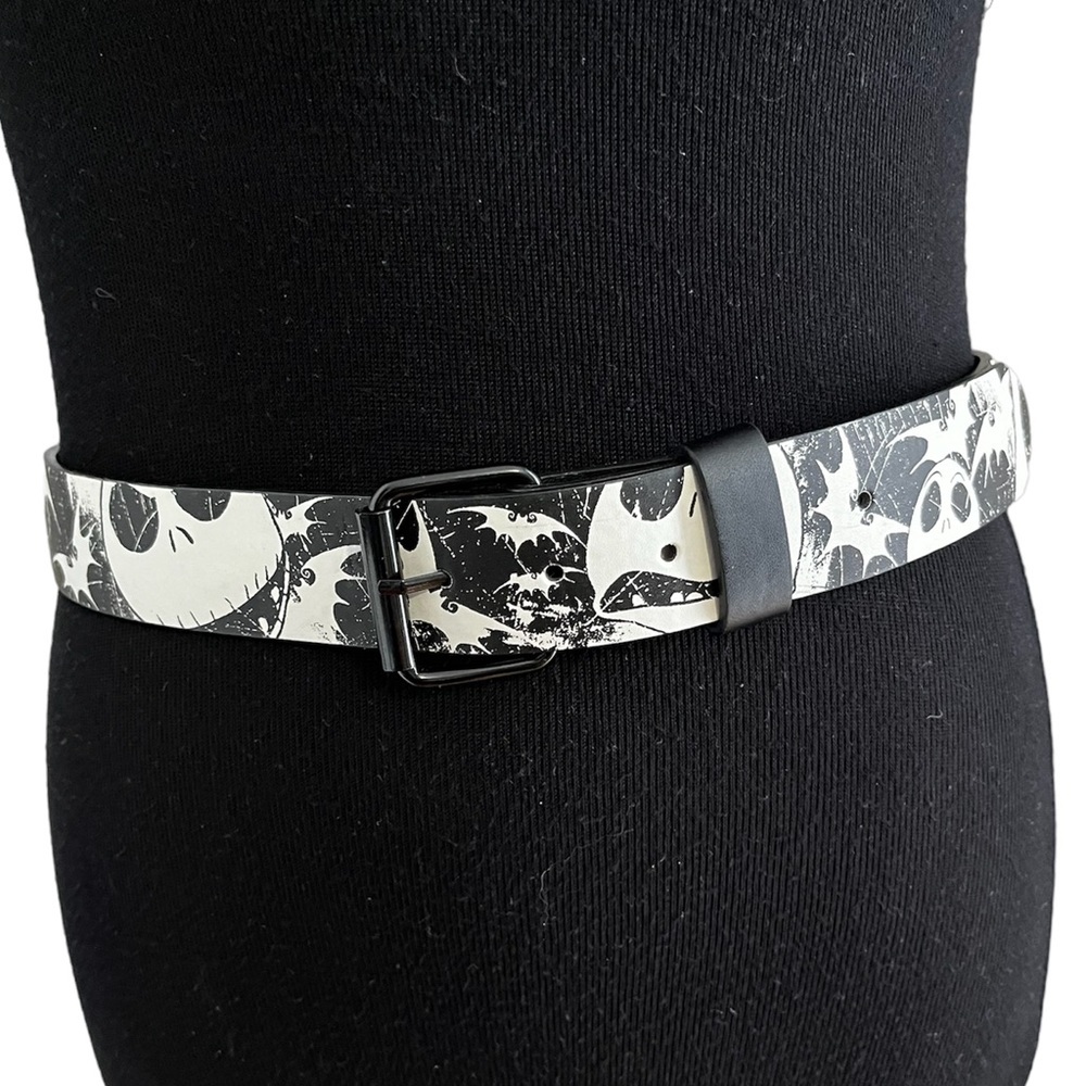 ⭐️HP⭐️ THE NIGHTMARE BEFORE CHRISTMAS BELT BY DISNEY